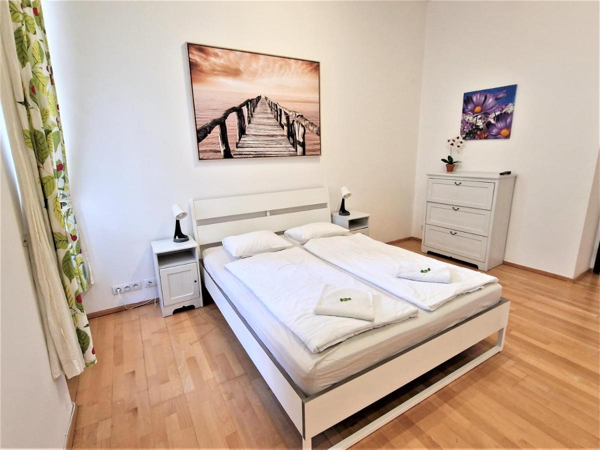 Reznicka Apartments براغ المظهر الخارجي الصورة